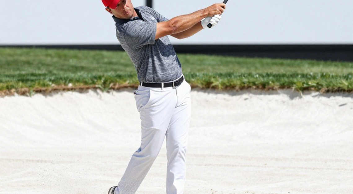 Hợp đồng 2,3 tỷ đồng đổ bể và khoảng trống dữ liệu của golf Việt Nam